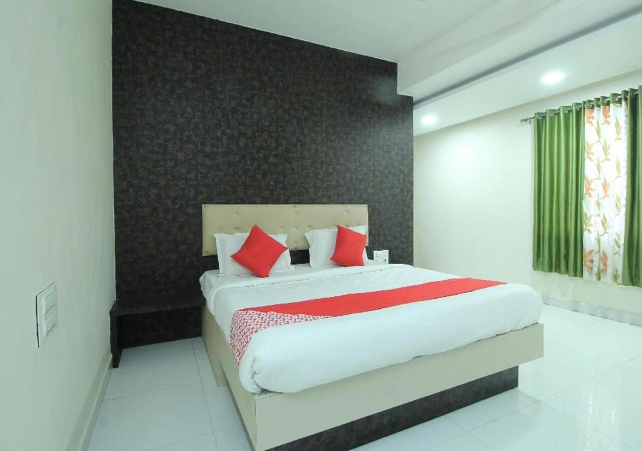 Staymaker Regal Residency Kalaburagi Luaran gambar