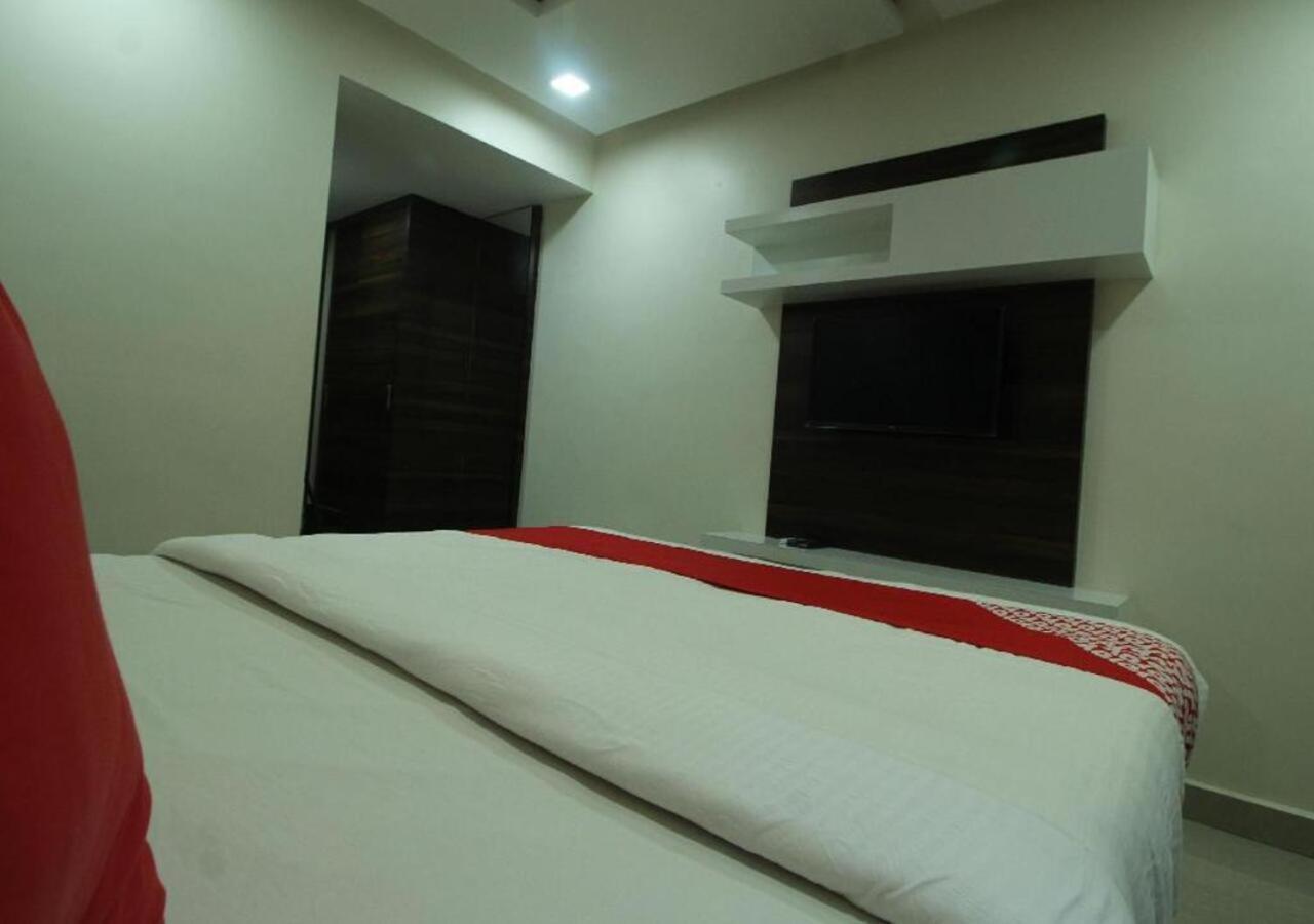 Staymaker Regal Residency Kalaburagi Luaran gambar